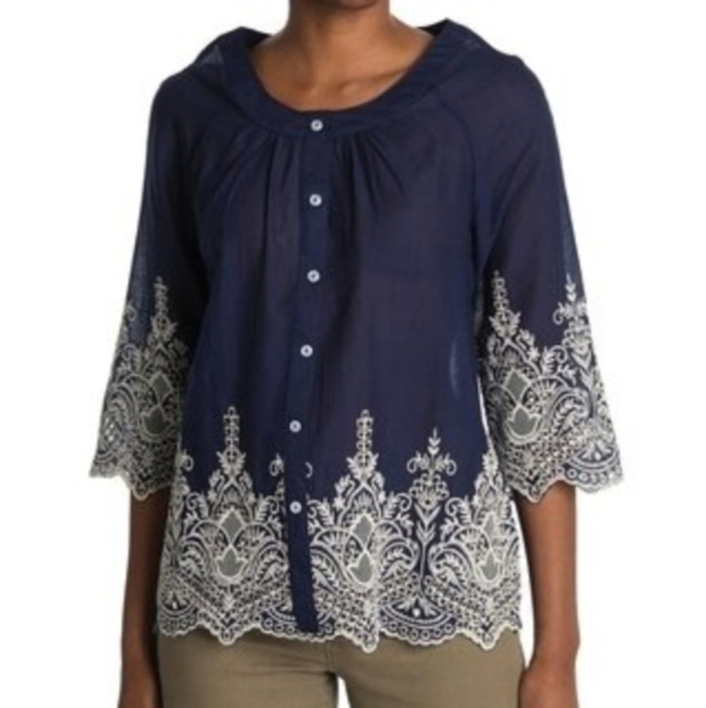 Forgotten Grace 3/4; Sleeve Embroidered Blouse